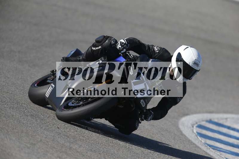 /Archiv-2024/02 29.01.-02.02.2024 Moto Center Thun Jerez/Gruppe schwarz-black/177